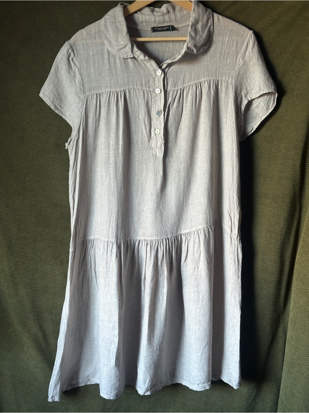 LUNGO L’ARNO 100% Linen Short-Sleeve Tiered Mini Dress in Light Gray
